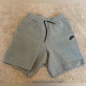 Nike Tech Fleece Men's Gray Shorts
